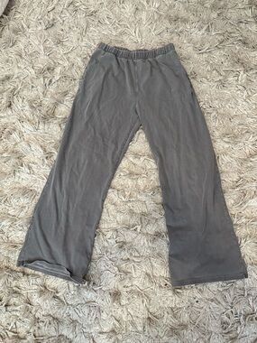 BRANDY MELVILLE Gray Wide-Leg Sweatpants